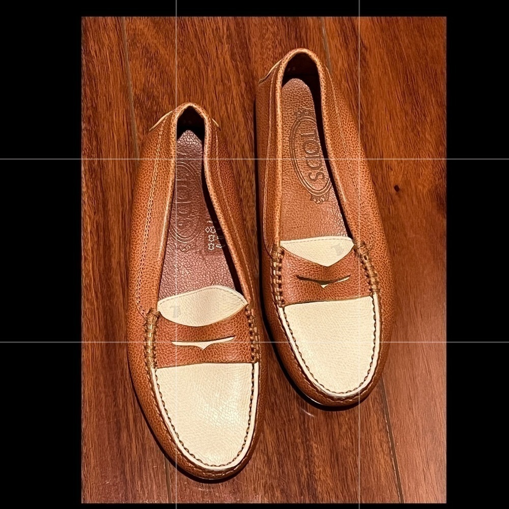 Tods Two Tone Moccasin